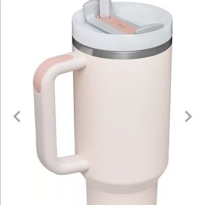 Stanley 40oz Rose Quartz NWT